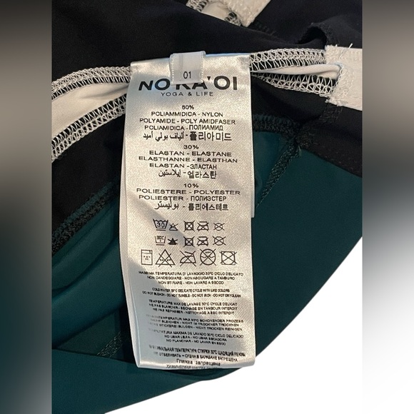 No ka oi Colorful Women's Top with Balloon Sleeves - Picture 6 of 10